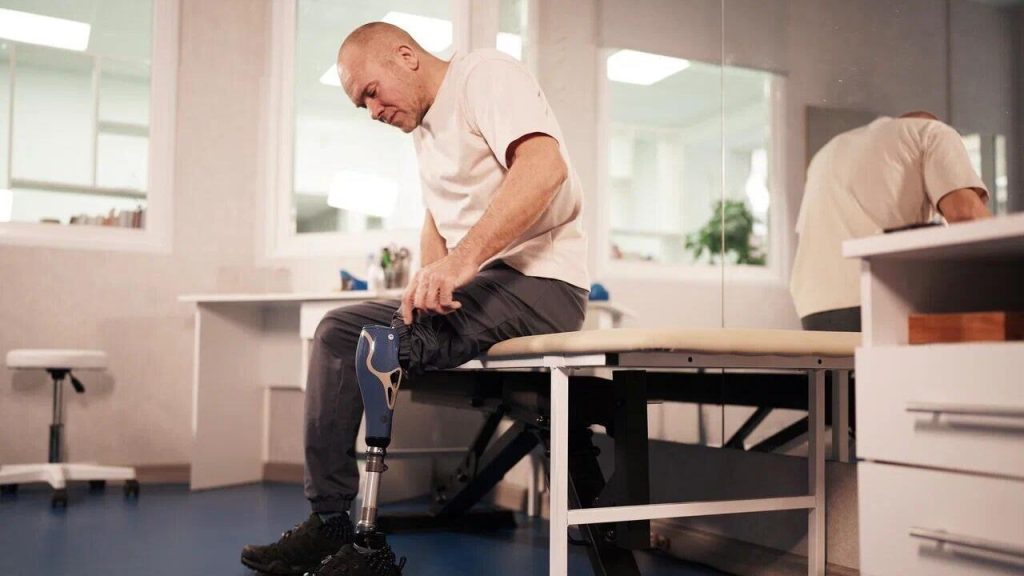 Модульные протезы при вычленении бедра. Любой сложности. Изготовим и научим использовать